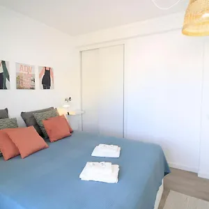 River View By Homing Apartment