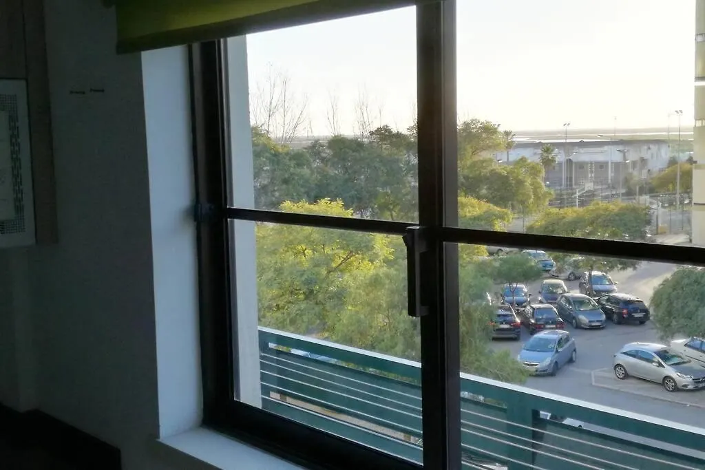 Ria Center Apartment - Left Faro